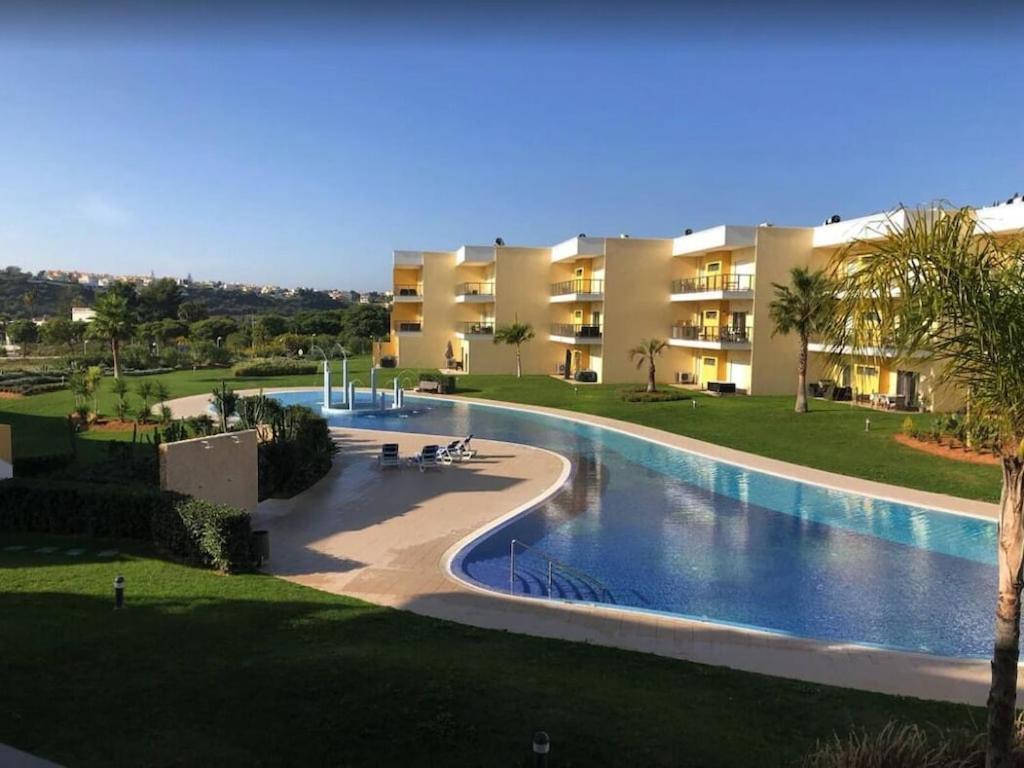 Apartment Spacieux Logis Des Fees De La Marina En Rez-de-chaussee De Chaussee Albufeira